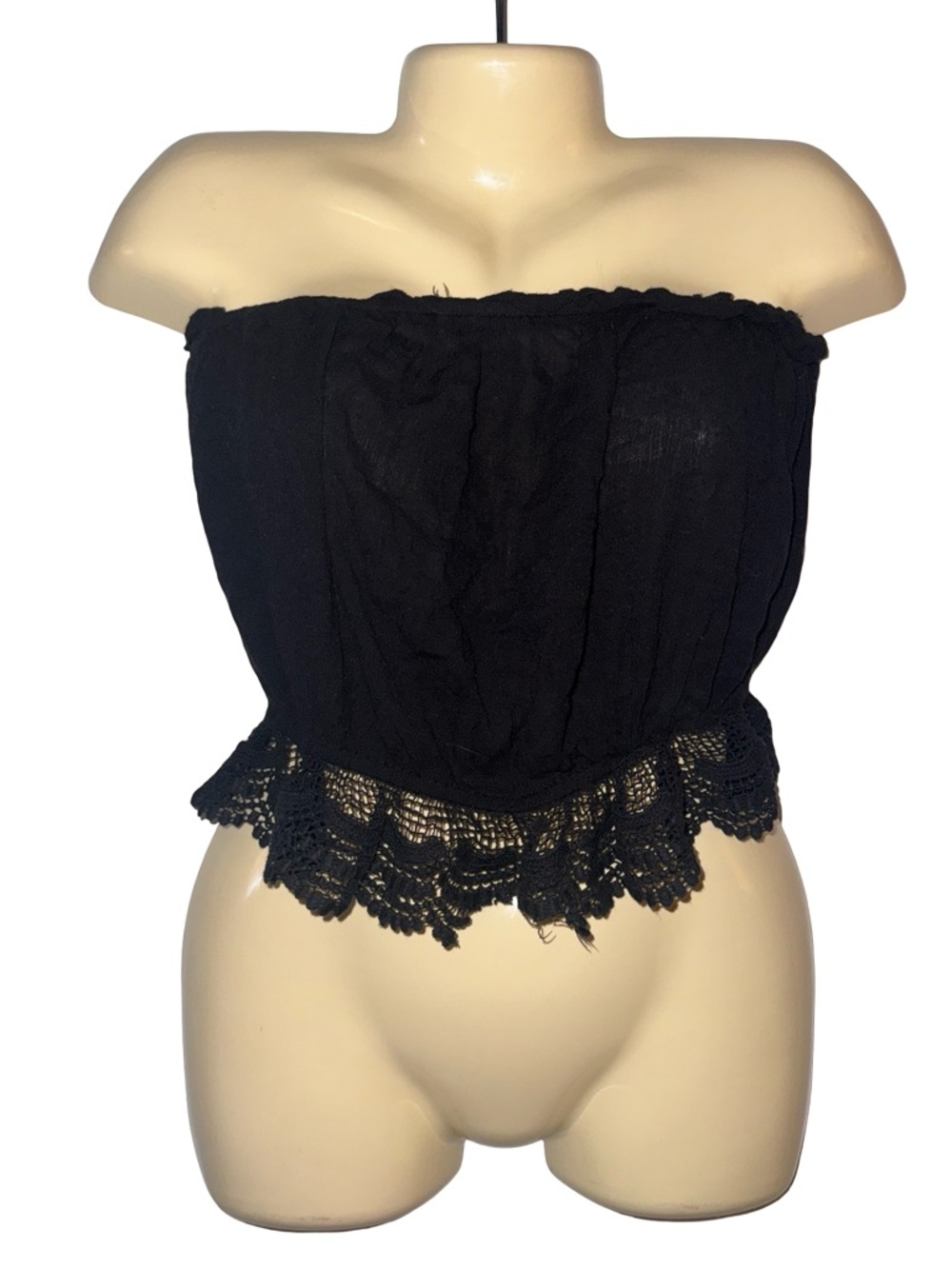 Forever 21 Black Strapless Lace-Hem Tube Top
